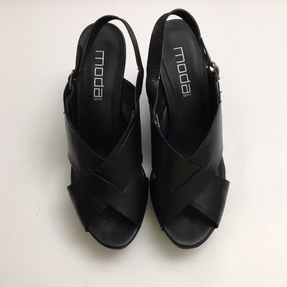 Moda Black Wedges